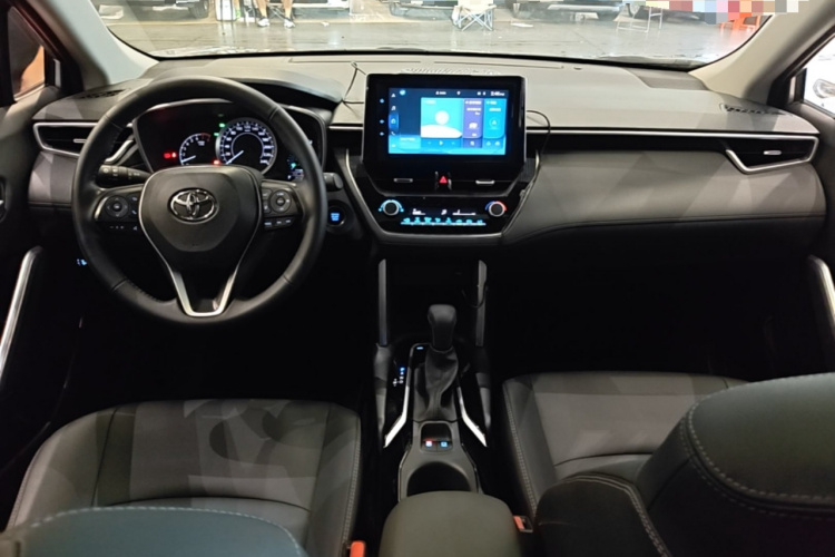 Toyota Corolla Cross 2022 #10 Toyota Corolla Cross 2022 car image #10