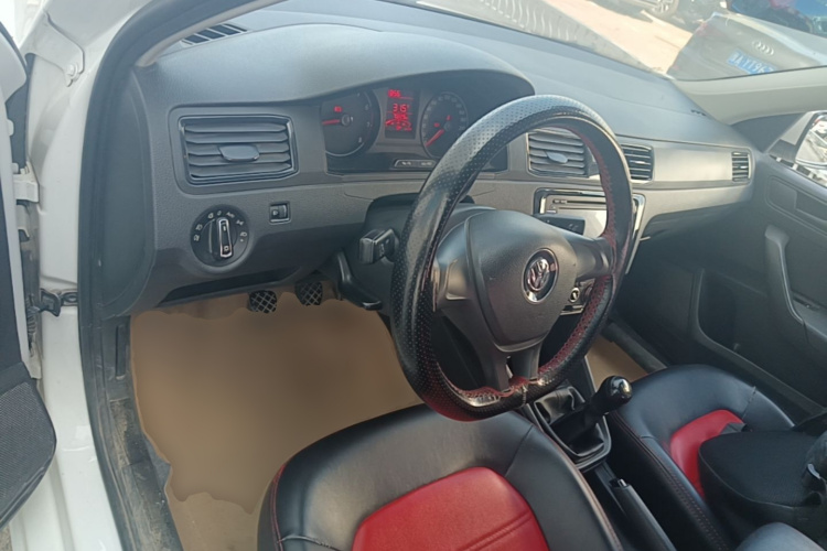 Volkswagen Santana 2017 #10 Volkswagen Santana 2017 car image #10