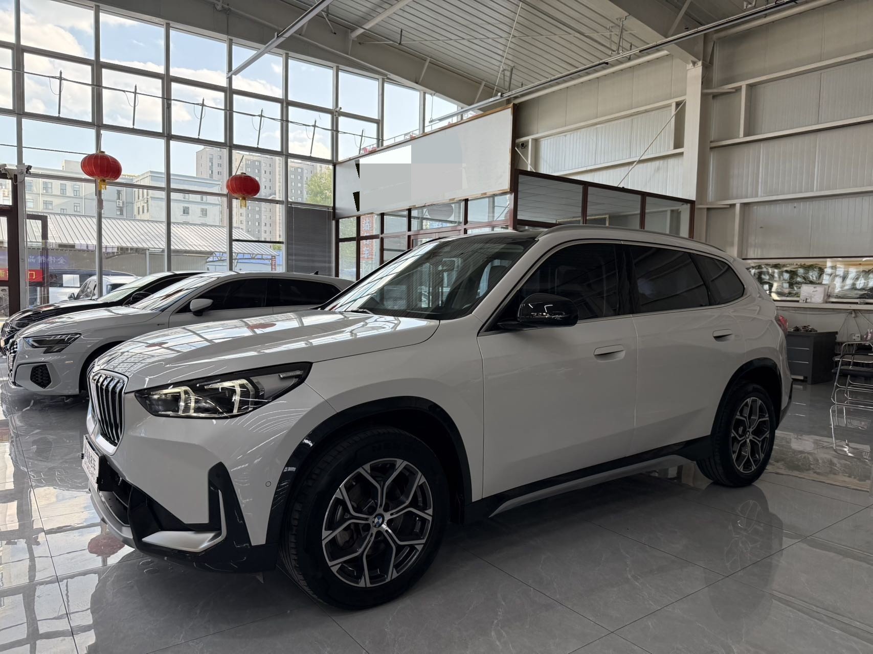 BMW X1 2023 car image 