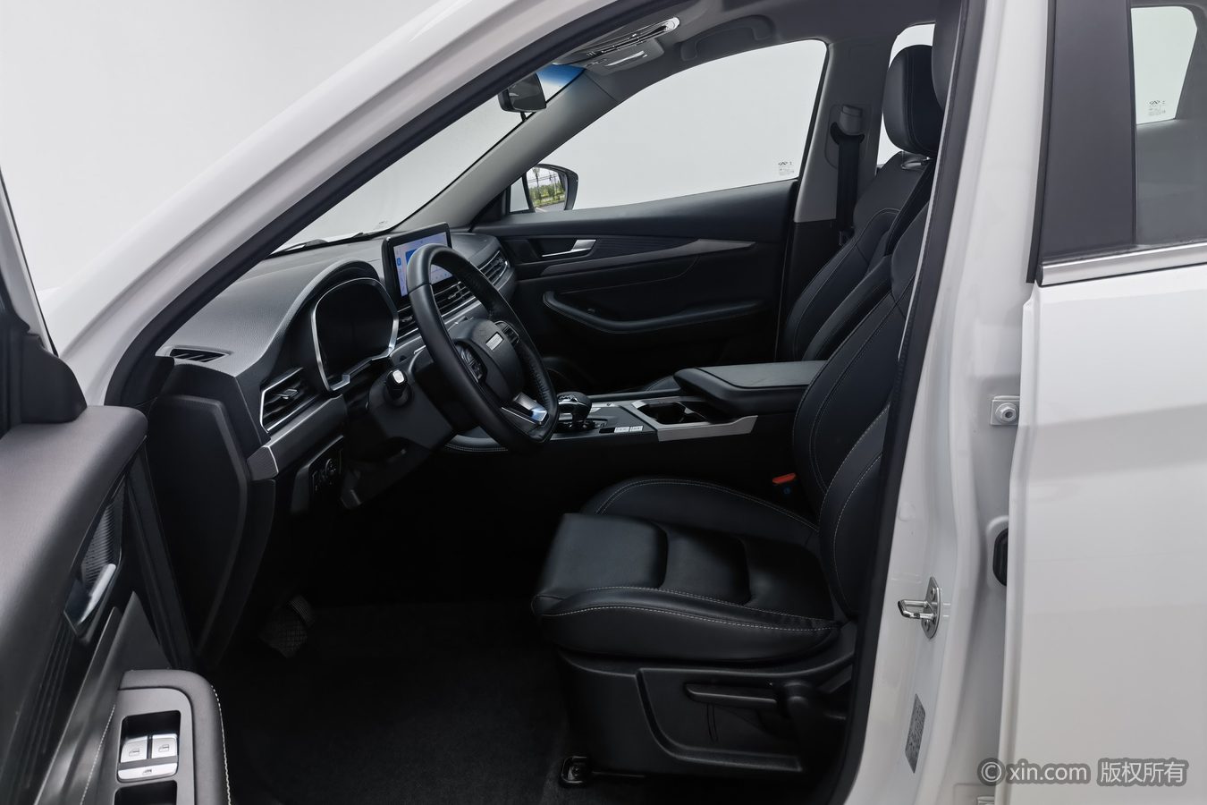 Soueast DX8 S 2023 car image #10