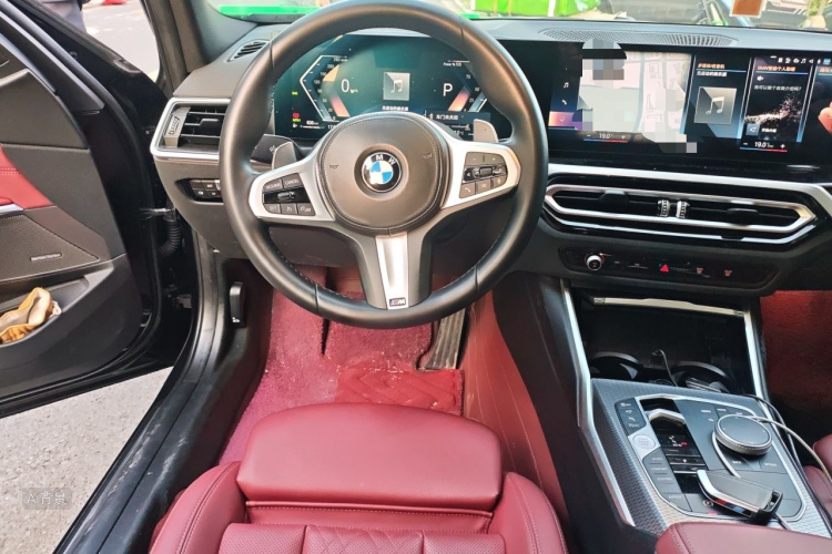 BMW 3 Series 2024 car image #12