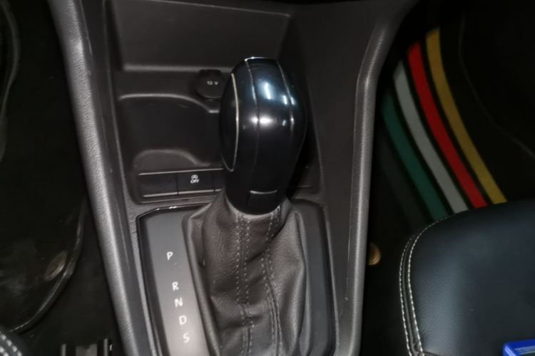 Volkswagen Santana 2019 car image #14