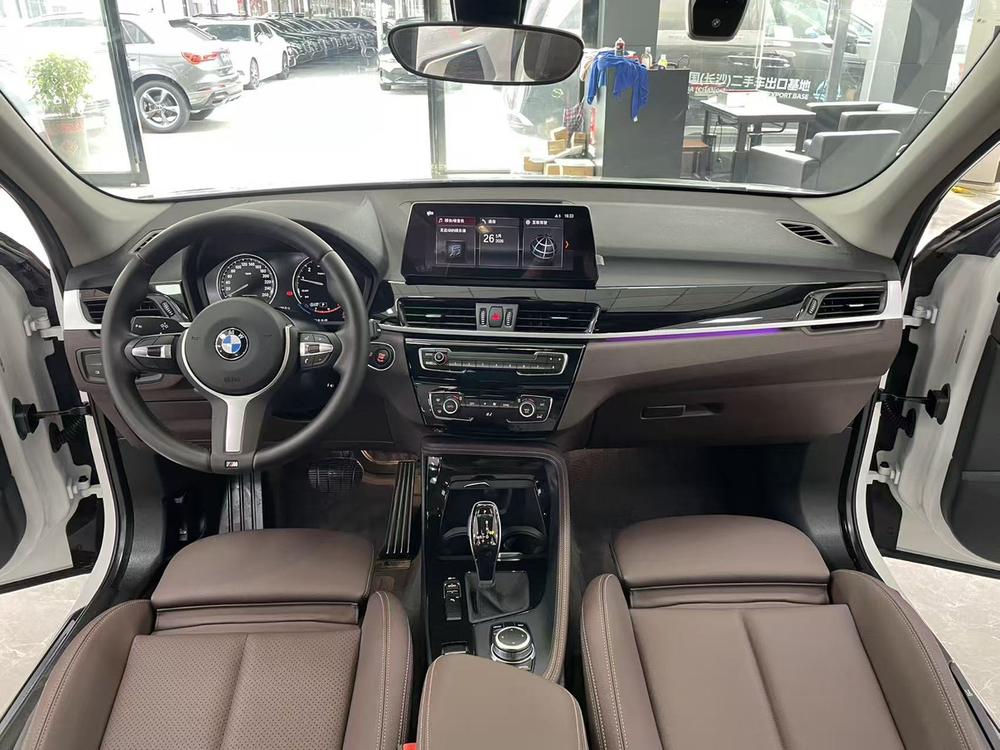 BMW X1 2022 car image #10