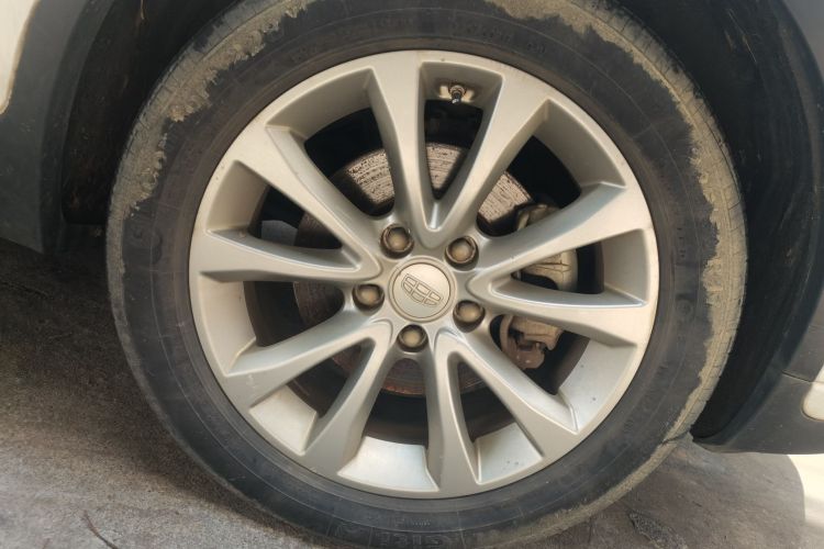 GEELY Emgrand GS 2016 car image #6