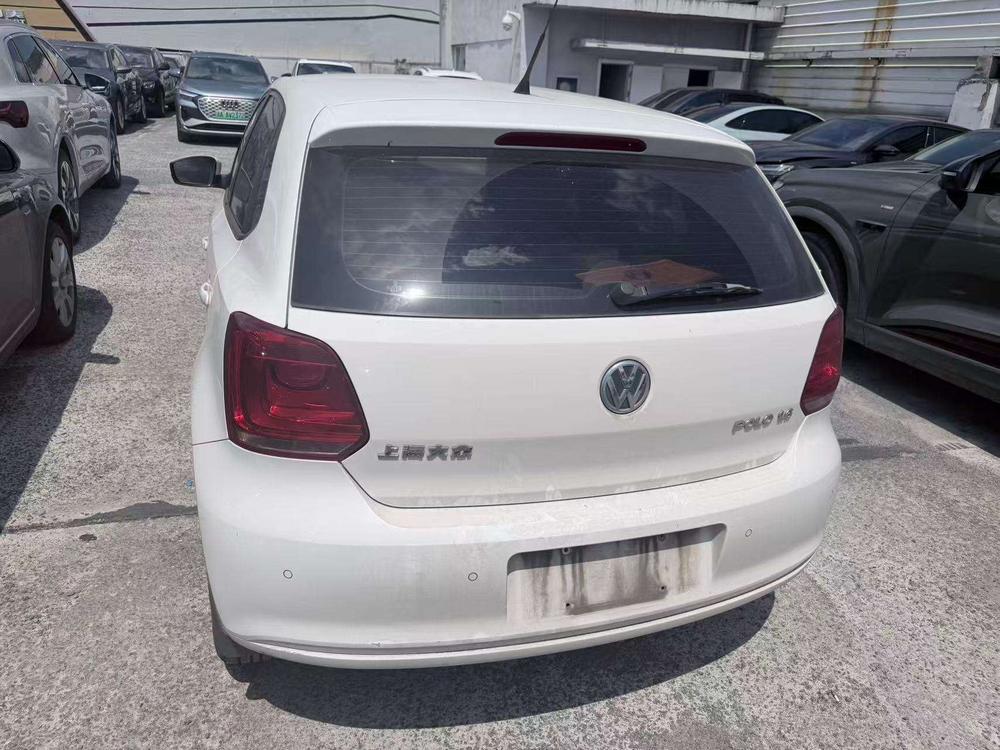 Volkswagen Polo 2013 car image #4