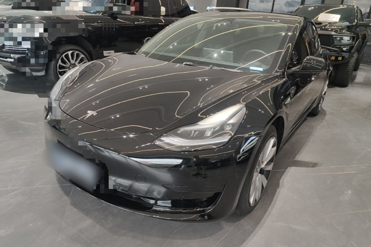 Tesla Model 3 2023 car image #2