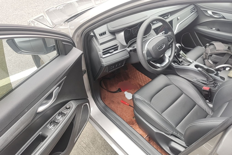 GEELY Emgrand 2021 #12 GEELY Emgrand 2021 car image #12
