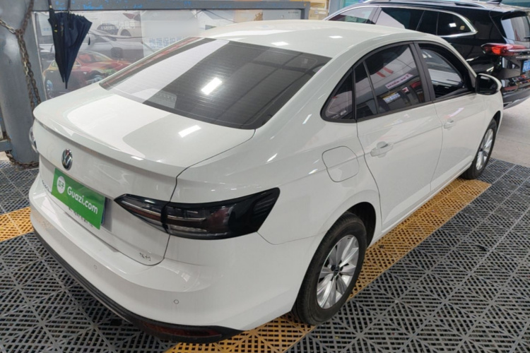 Volkswagen Lavida 2025 car image #7