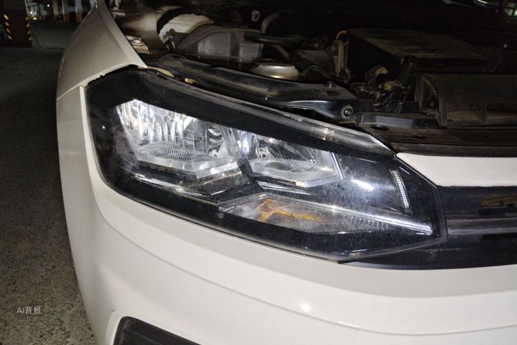 Volkswagen Polo 2019 car image #8