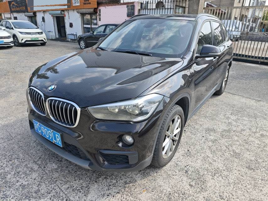 BMW X1 2018 BMW X1 2018 car image