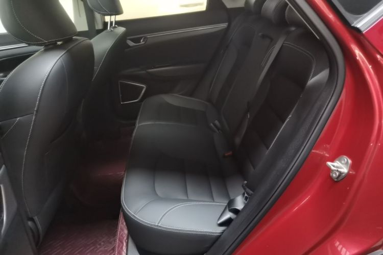 GEELY Emgrand GS 2019 car image #17