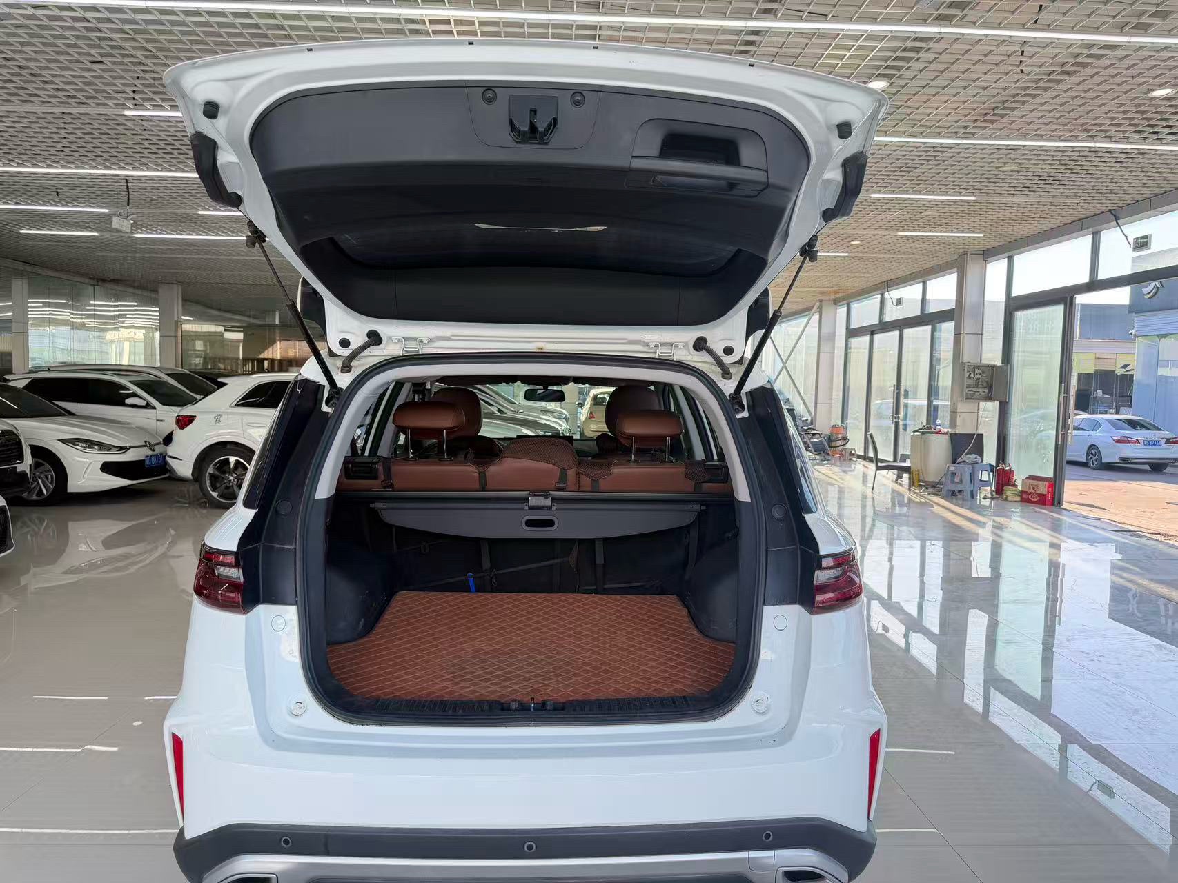 GEELY Vision X6 2022 car image #7