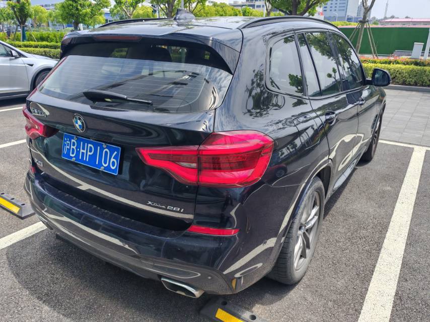 BMW X3 2021 car image #2