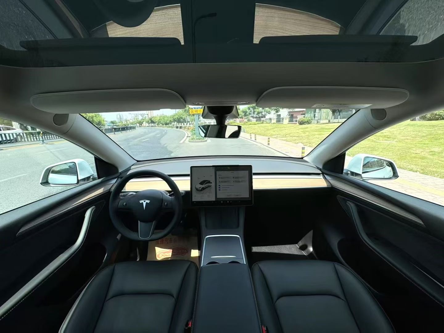 Tesla Model Y 2021 #10 Tesla Model Y 2021 immagine di auto #10
