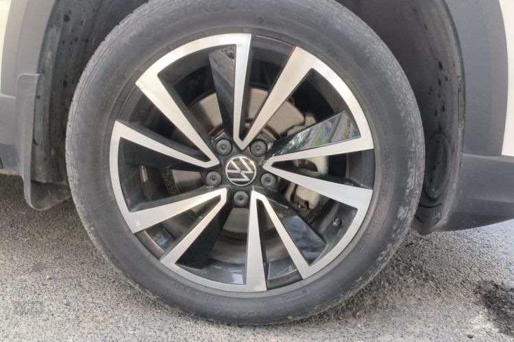 Volkswagen Tharu 2022 car image #9
