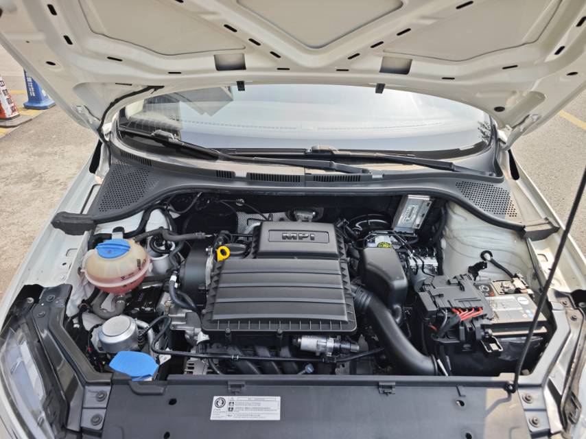 Volkswagen Santana 2021 صورة سيارة #4