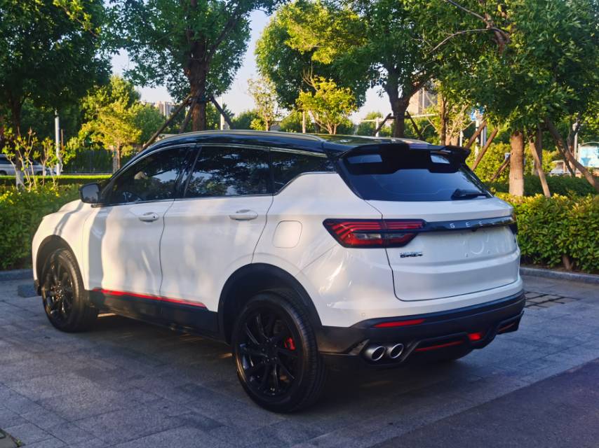 GEELY Coolray 2022 image de voiture #14