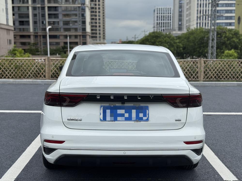 GEELY Emgrand 2023 car image #5