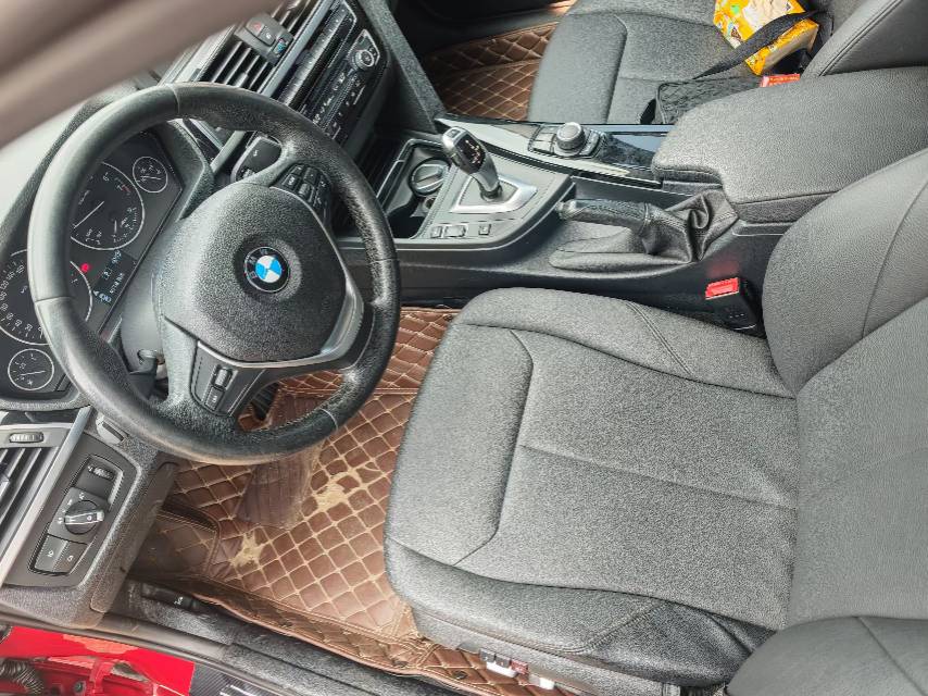 BMW 3 Series 2017 #4 BMW 3 Series 2017 car image #4