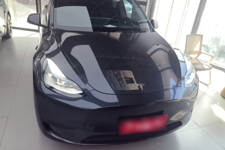 Tesla Model Y 2024 #3 Tesla Model Y 2024 immagine di auto #3