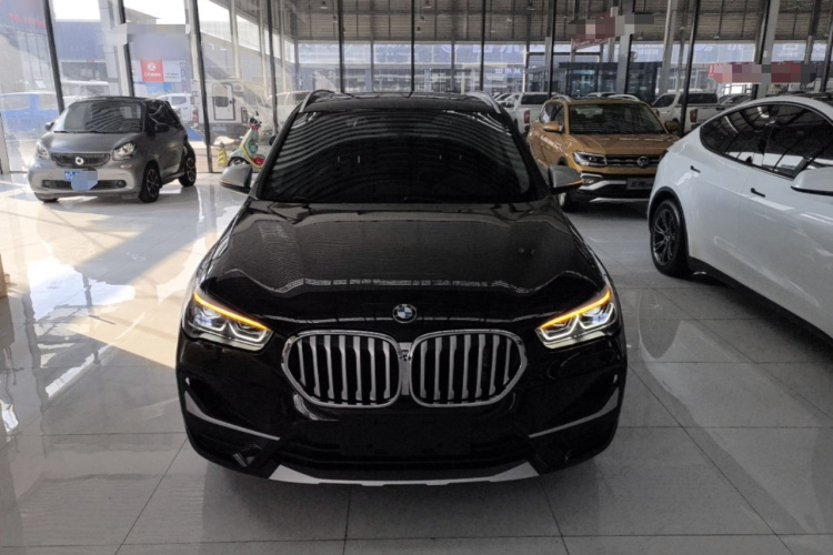 BMW X1 2021 #3 BMW X1 2021 car image #3