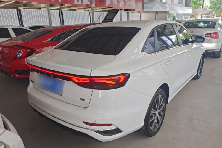 GEELY Emgrand 2025 #7 GEELY Emgrand 2025 car image #7