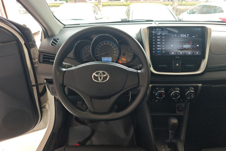 Toyota Vios 2017 immagine di auto #11