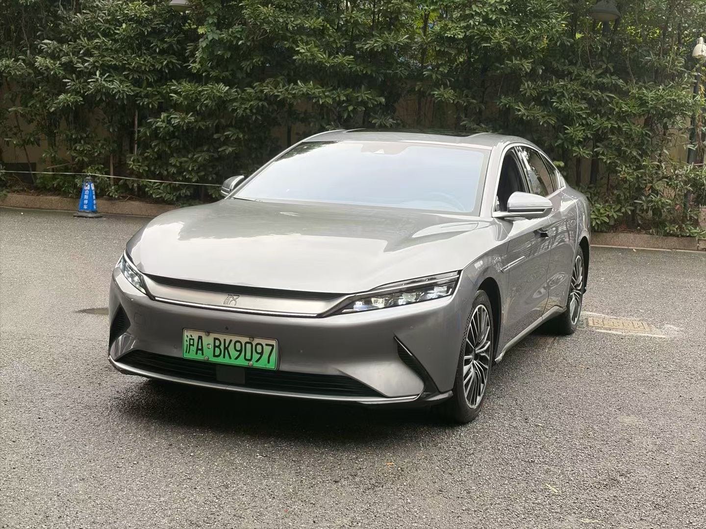 BYD Han 2023 BYD Han 2023 car image