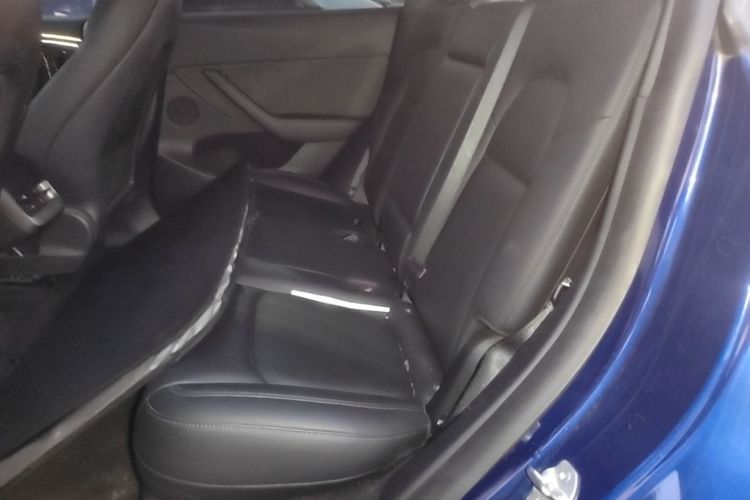 Tesla Model Y 2021 #17 Tesla Model Y 2021 car image #17
