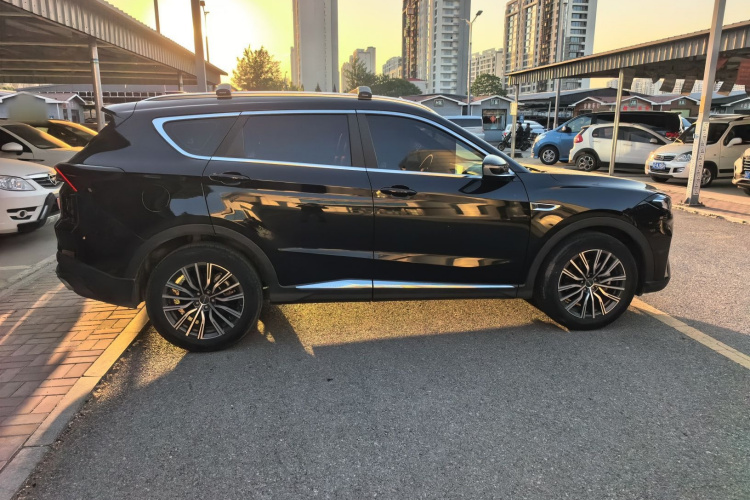 Jetour X70 PLUS 2023 car image #7