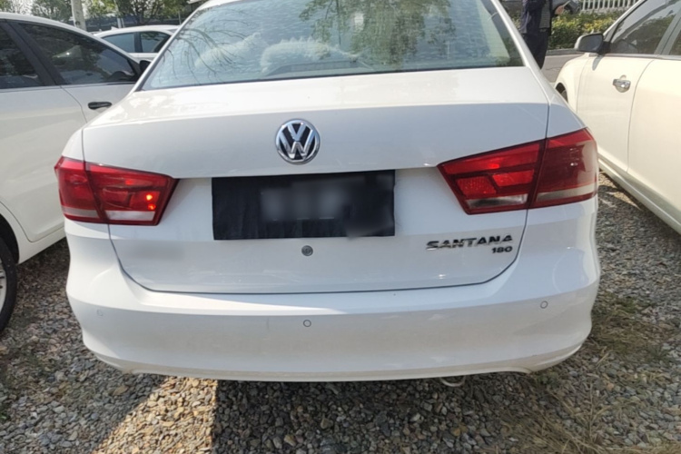 Volkswagen Santana 2016 car image #6