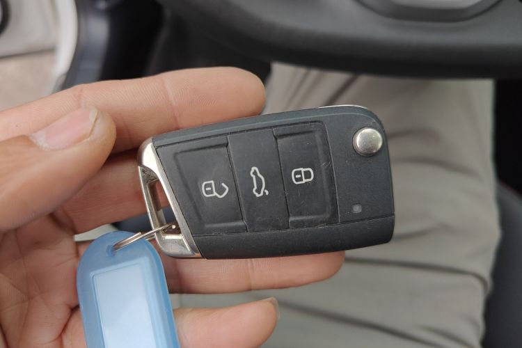 Volkswagen Tharu 2023 imagem de carro #14