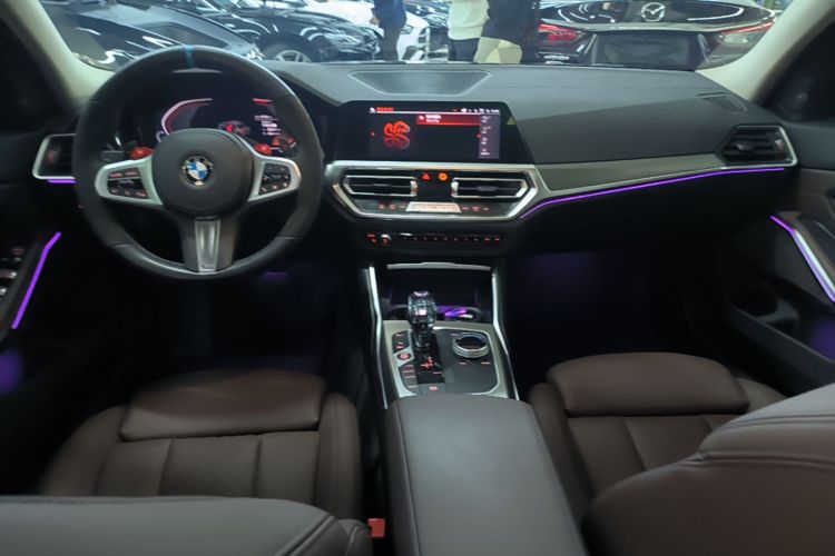 BMW 3 Series 2021 #10 BMW 3 Series 2021 car image #10