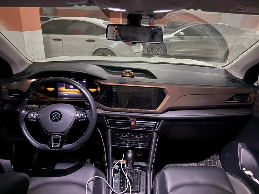 Volkswagen Tharu 2022 car image #4