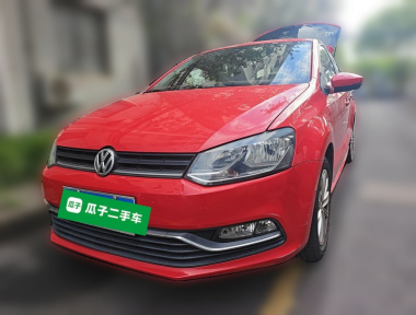 Volkswagen Polo 2015 Volkswagen Polo 2015 car image