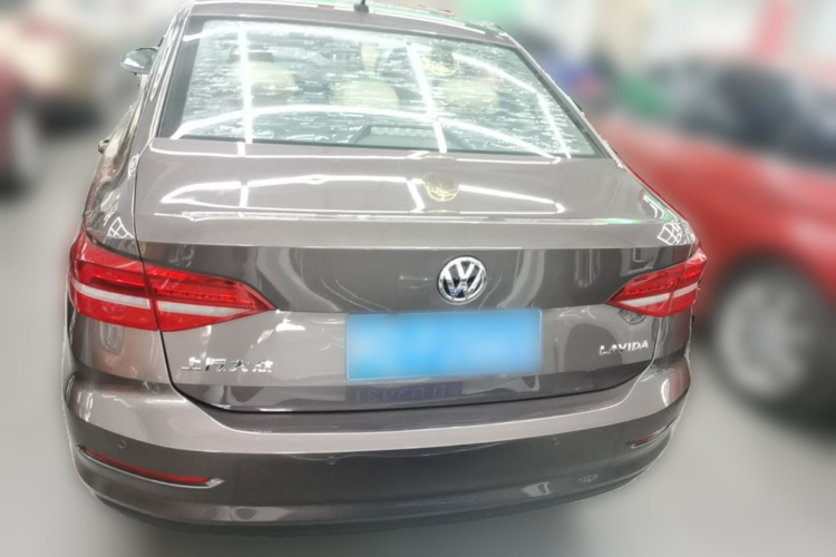 Volkswagen Lavida 2019 car image #6