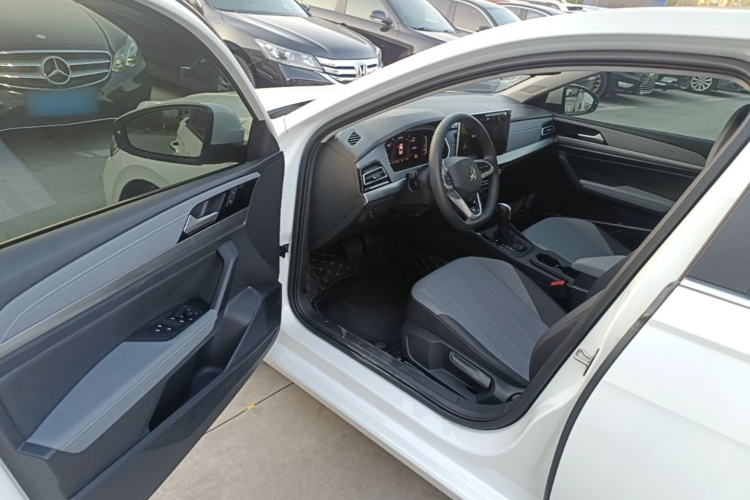 Volkswagen Lavida 2025 #16 Volkswagen Lavida 2025 car image #16