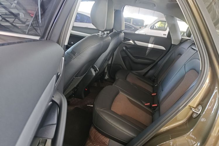 Audi Q3 2019 #17 Audi Q3 2019 car image #17