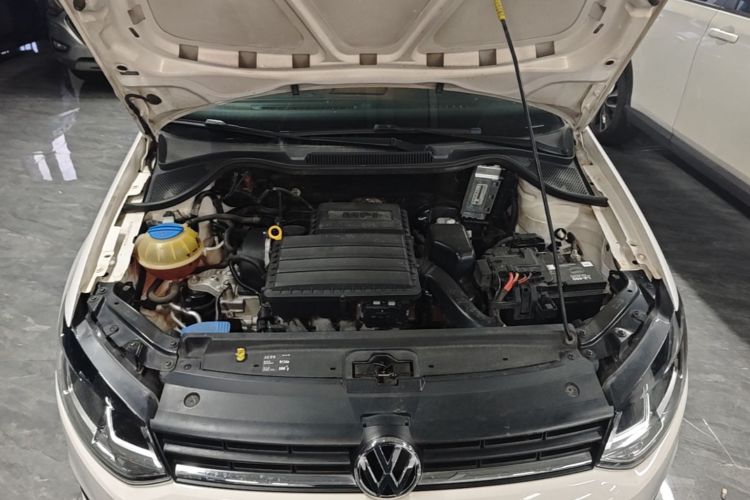 Volkswagen Polo 2016 #20 Volkswagen Polo 2016 car image #20