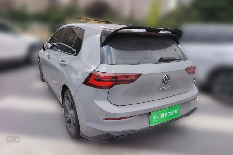 Volkswagen Golf 2022 car image #5