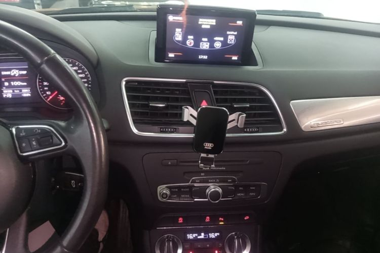 Audi Q3 2015 #13 Audi Q3 2015 car image #13