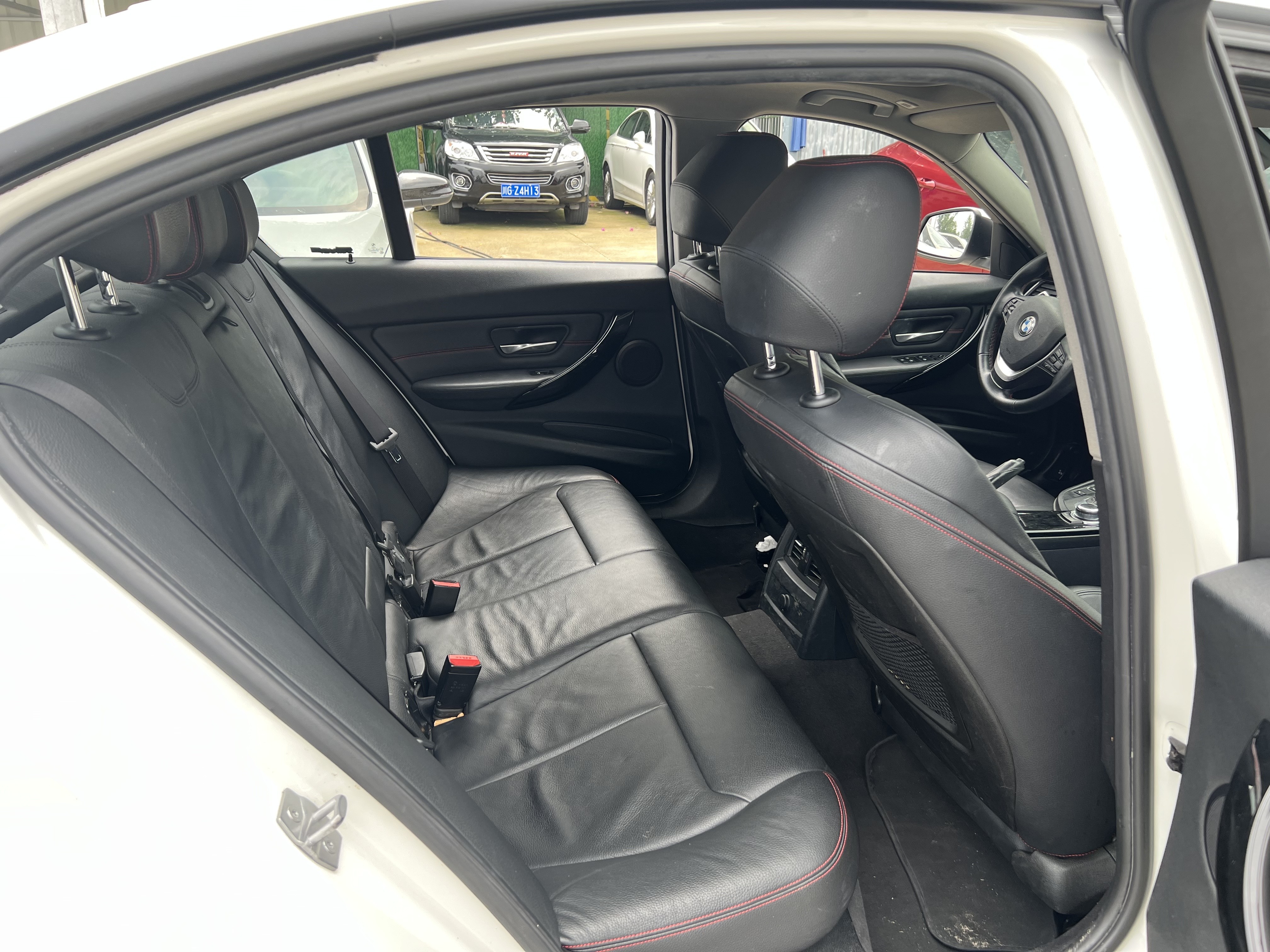 BMW 3 Series 2015 car image #8