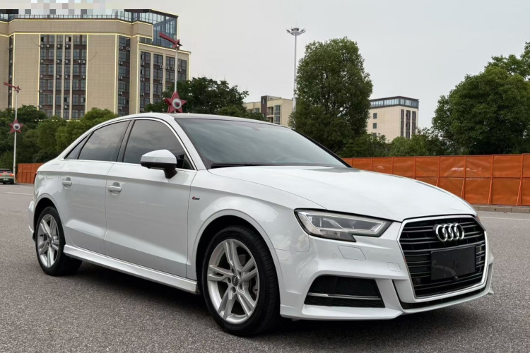Audi A3 2019 #6 Audi A3 2019 car image #6