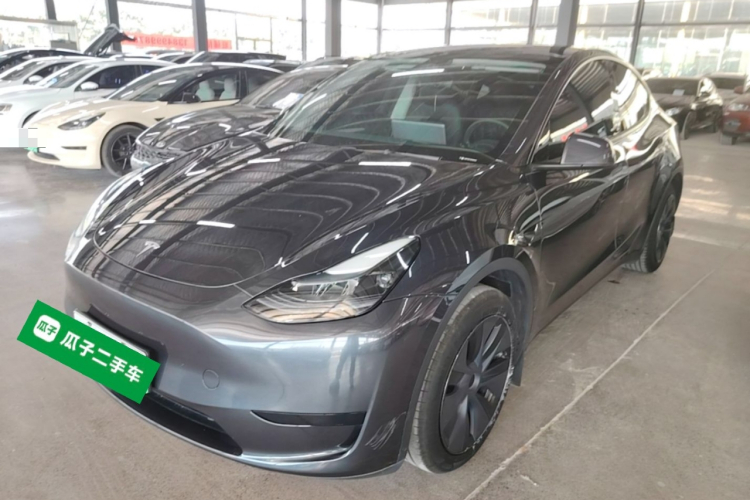 Tesla Model Y 2024 #2 Tesla Model Y 2024 car image #2