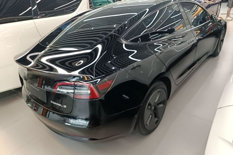 Tesla Model 3 2023 car image #5