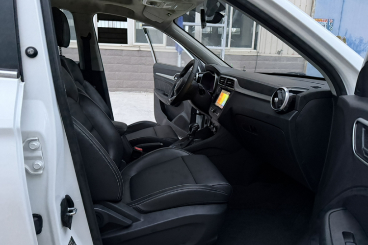 MG ZS 2018 #12 MG ZS 2018 car image #12