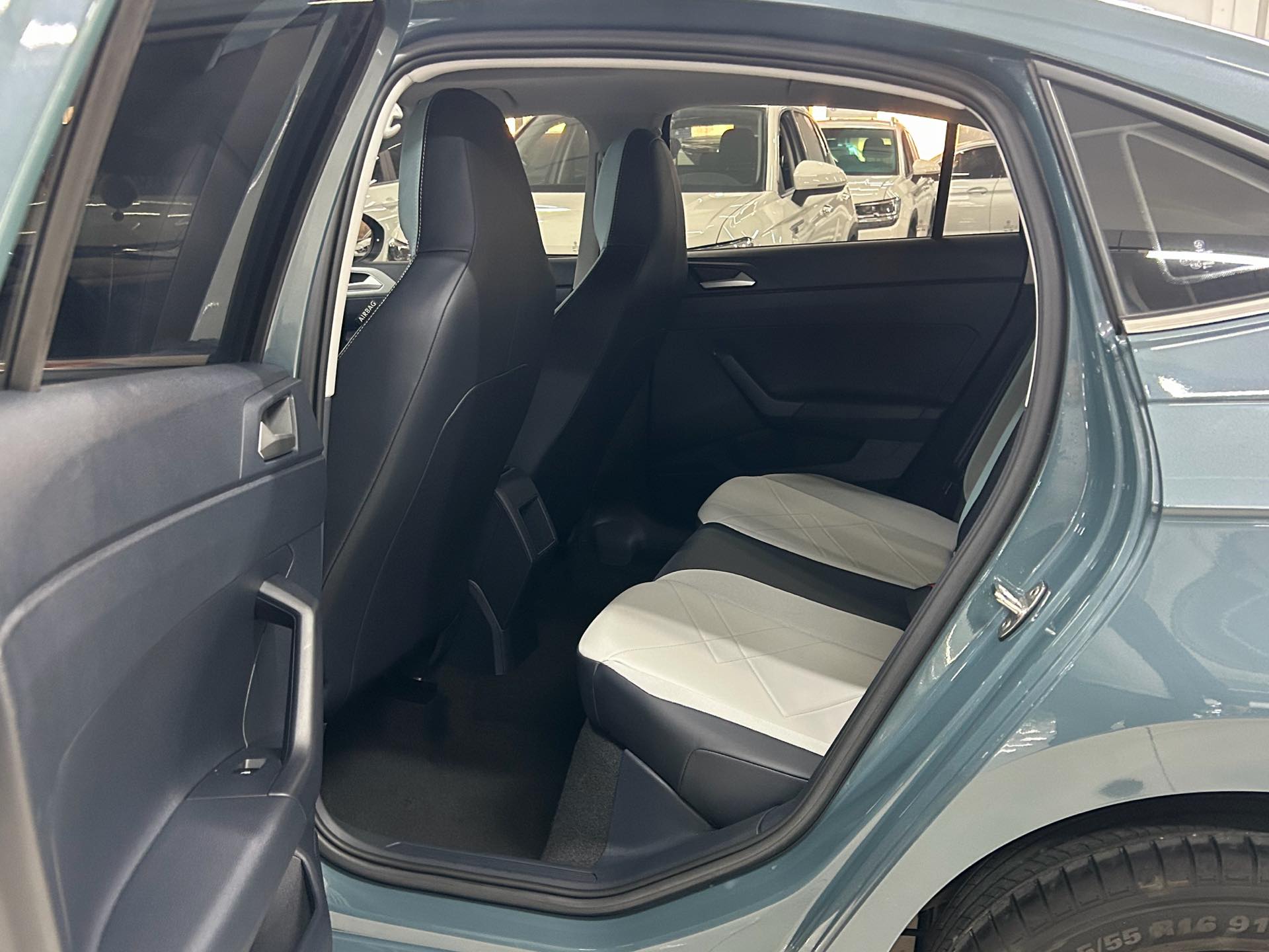 Volkswagen Lavida 2023 immagine di auto #9