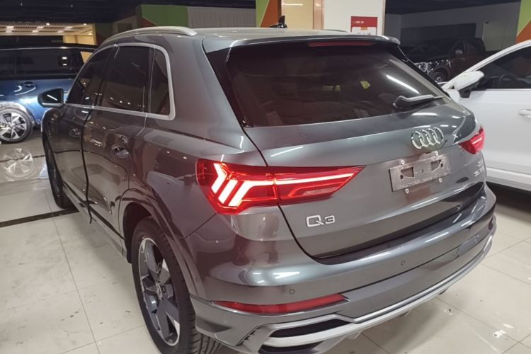 Audi Q3 2023 #5 Audi Q3 2023 car image #5