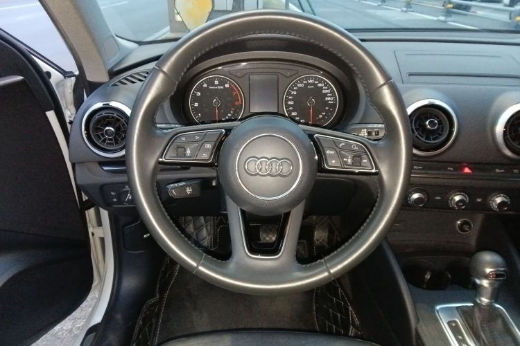 Audi A3 2021 car image #11