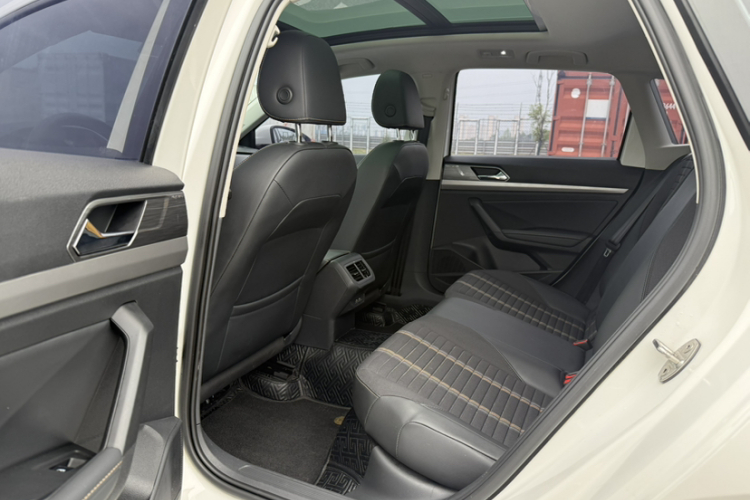 Volkswagen Lavida 2020 car image #14